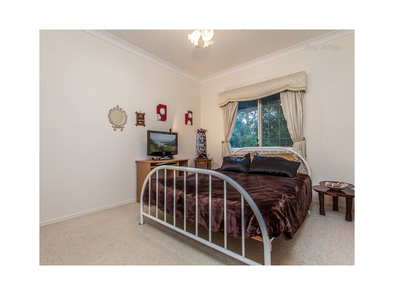 5 Esplanade, Deception Bay QLD 4508