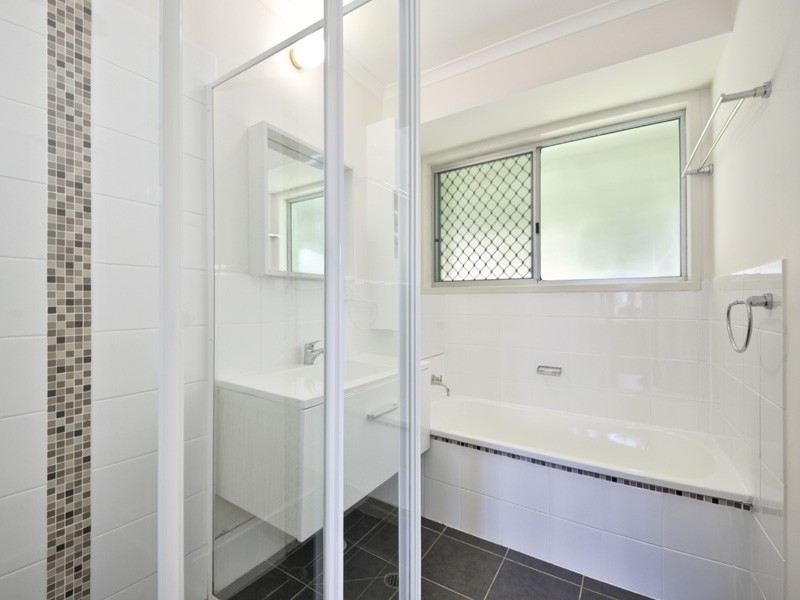 17 Fern Street, Deception Bay QLD 4508