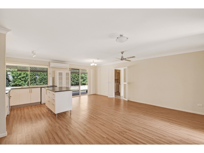 8 Jesse Court, Deception Bay QLD 4508