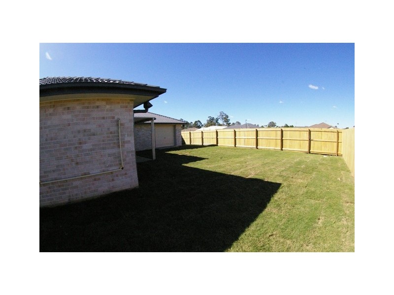 3 Tara Grove, Bellmere QLD 4510