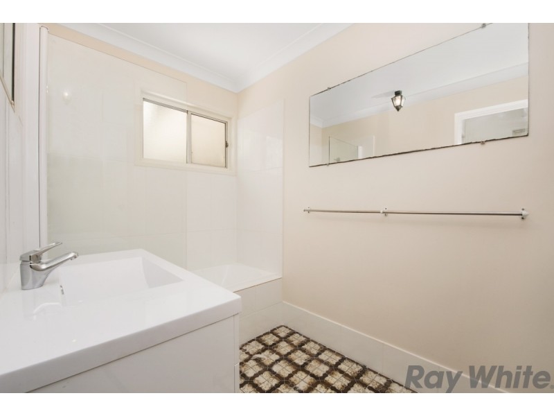 15 Hughes Street, Deception Bay QLD 4508