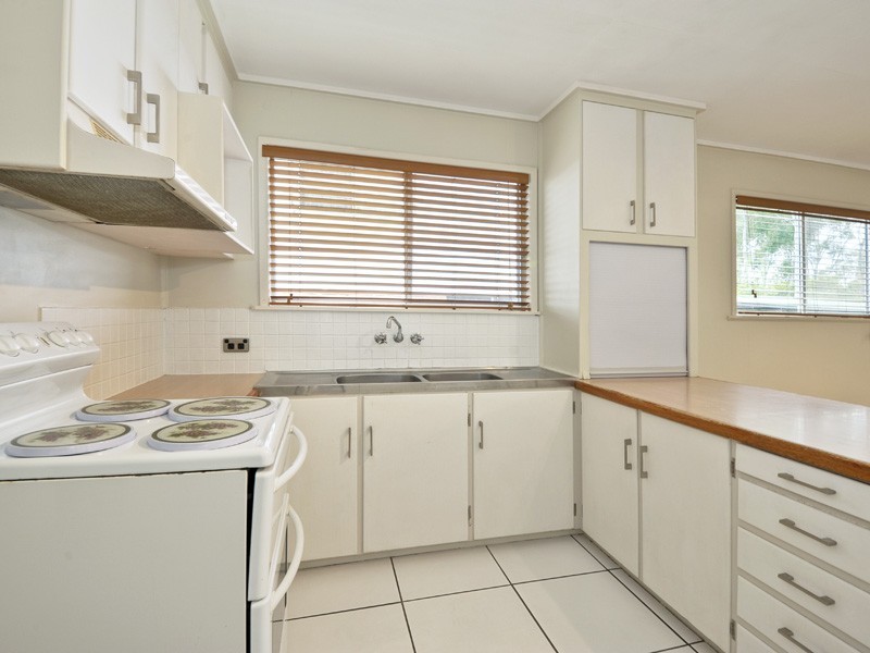 33 Maine Terrace, Deception Bay QLD 4508