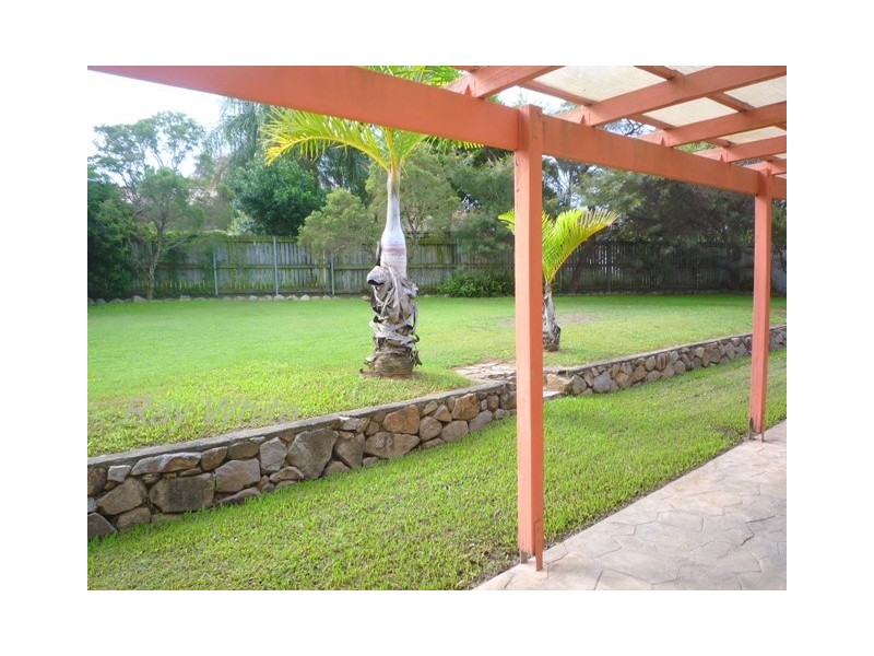 9 Deborah Court, Deception Bay QLD 4508