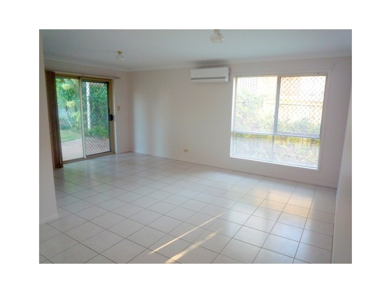 2/94 Morris Road, Rothwell QLD 4022