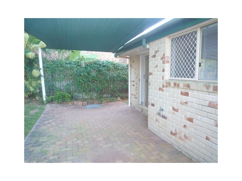 2/94 Morris Road, Rothwell QLD 4022