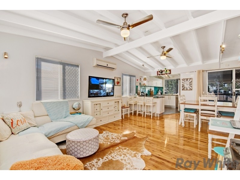 8 Elna Court, Deception Bay QLD 4508