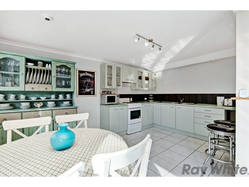 8 Elna Court, Deception Bay QLD 4508