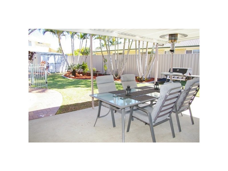 19 Linthaven Drive, Rothwell QLD 4022