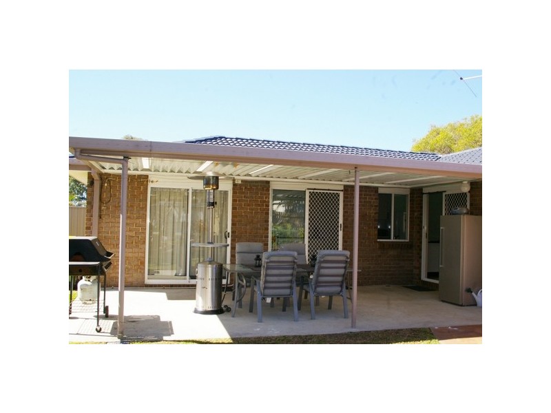 19 Linthaven Drive, Rothwell QLD 4022