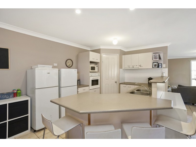 18 Woodland Street, Rothwell QLD 4022