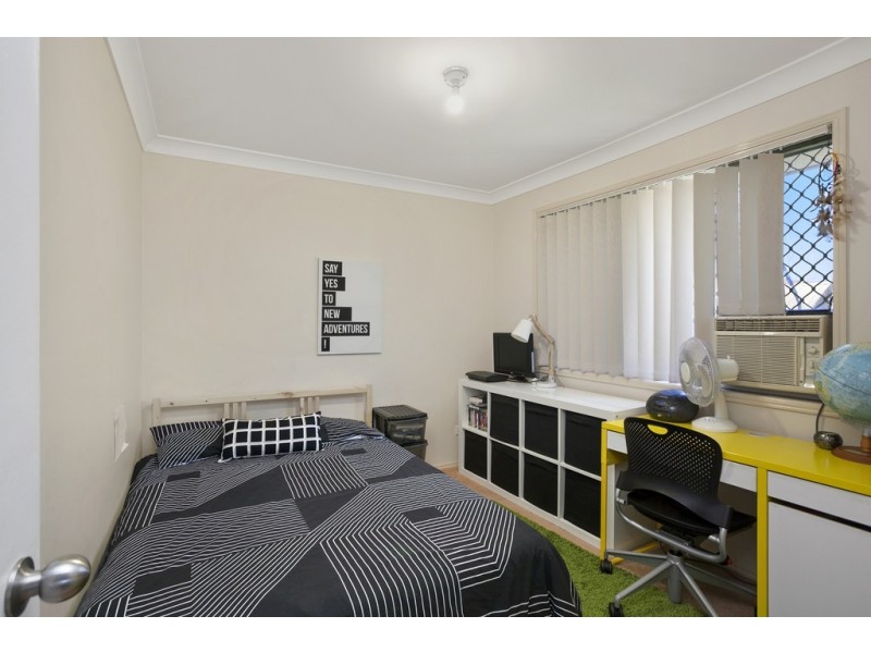 18 Woodland Street, Rothwell QLD 4022