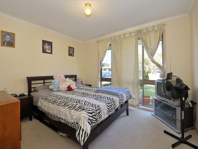9 Leigh Street, Deception Bay QLD 4508
