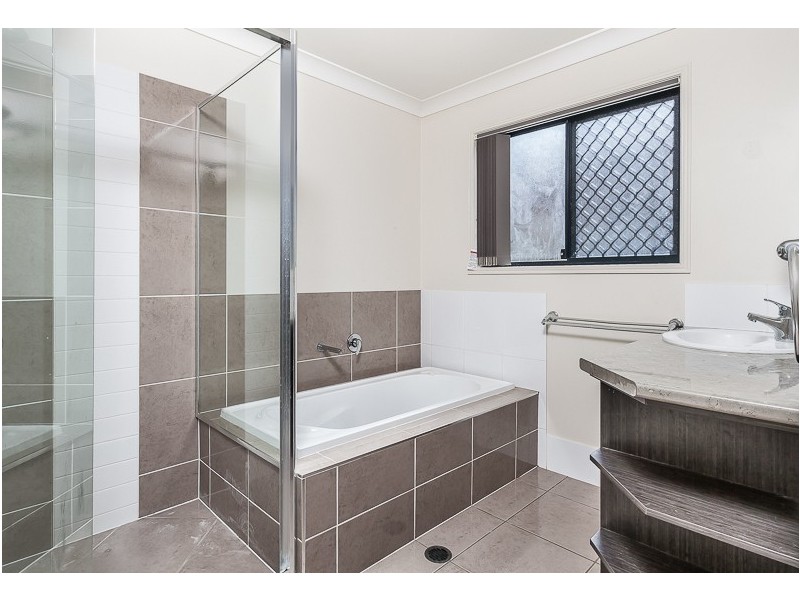 38 Waterlilly Court, Rothwell QLD 4022