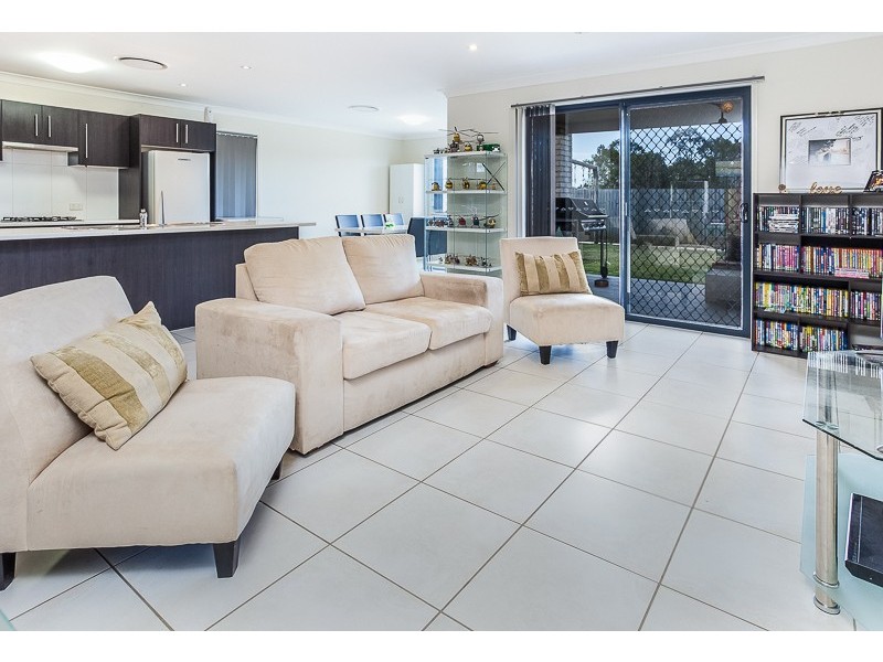 38 Waterlilly Court, Rothwell QLD 4022