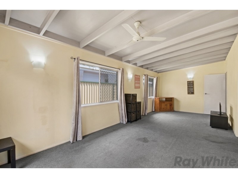 10 Dolphin Street, Deception Bay QLD 4508