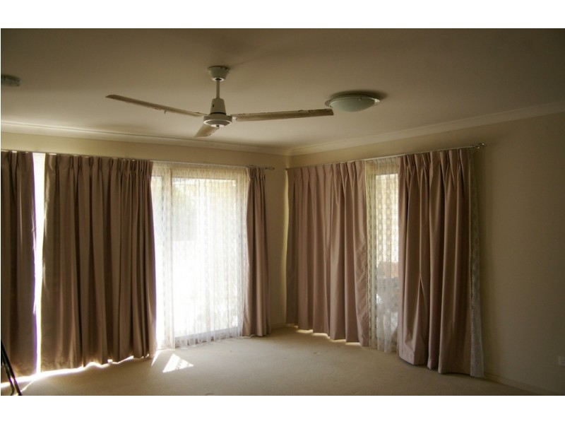 9-11 Krause Street, Deception Bay QLD 4508