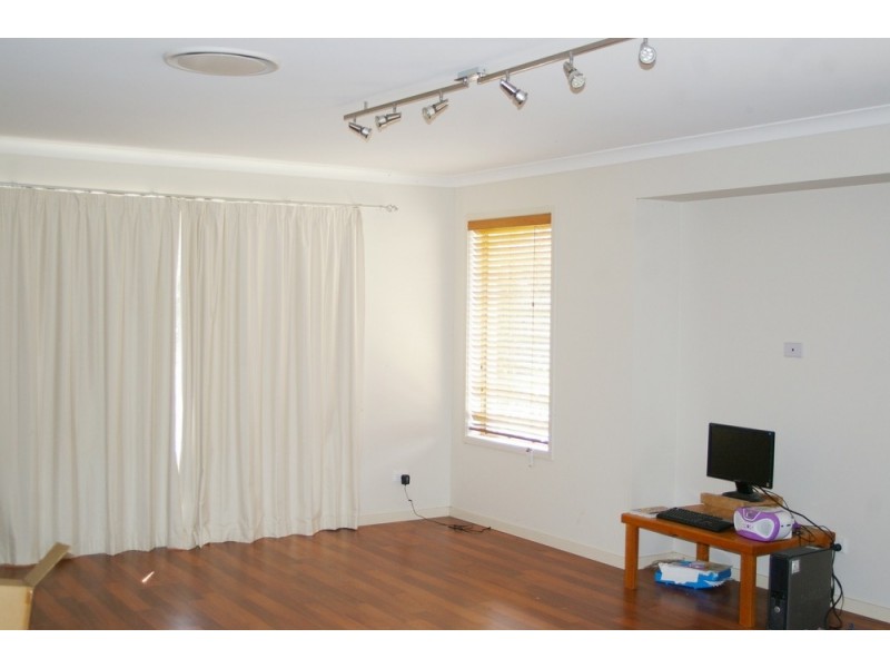 9-11 Krause Street, Deception Bay QLD 4508