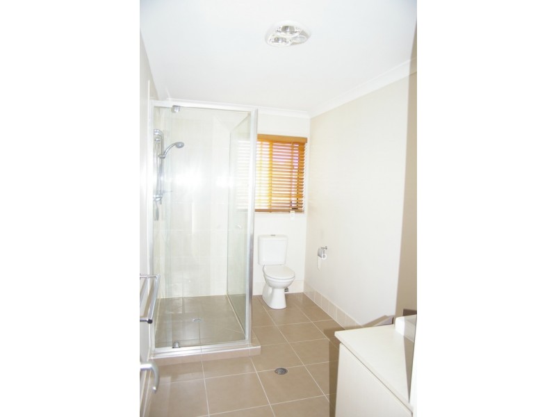 9-11 Krause Street, Deception Bay QLD 4508