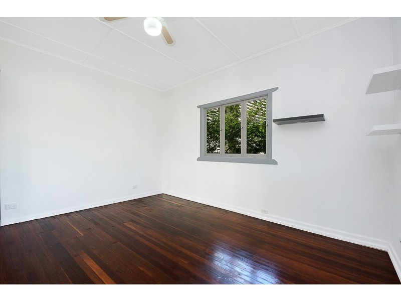 38 Gerald Avenue, Clontarf QLD 4019