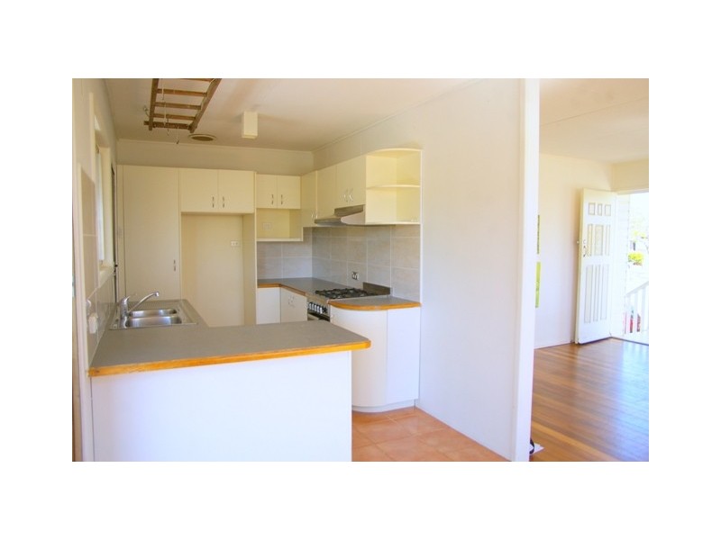 88 Eversleigh Road, Scarborough QLD 4020