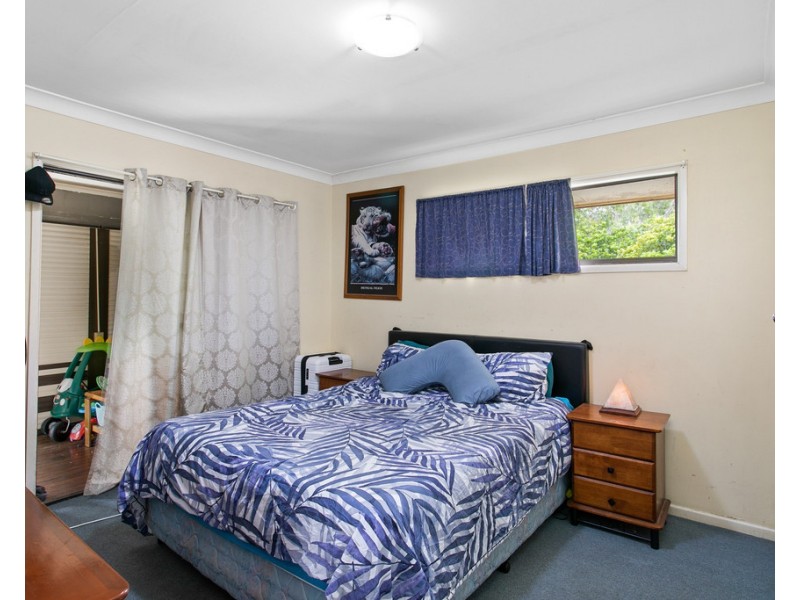 11 Central Avenue, Deception Bay QLD 4508
