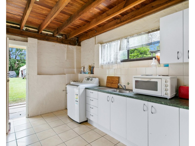 11 Central Avenue, Deception Bay QLD 4508