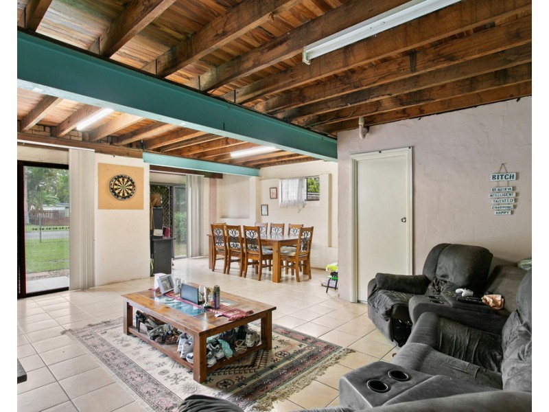 11 Central Avenue, Deception Bay QLD 4508