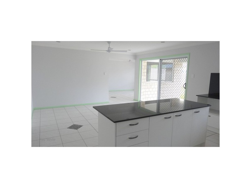 11 Otter Court, Rothwell QLD 4022