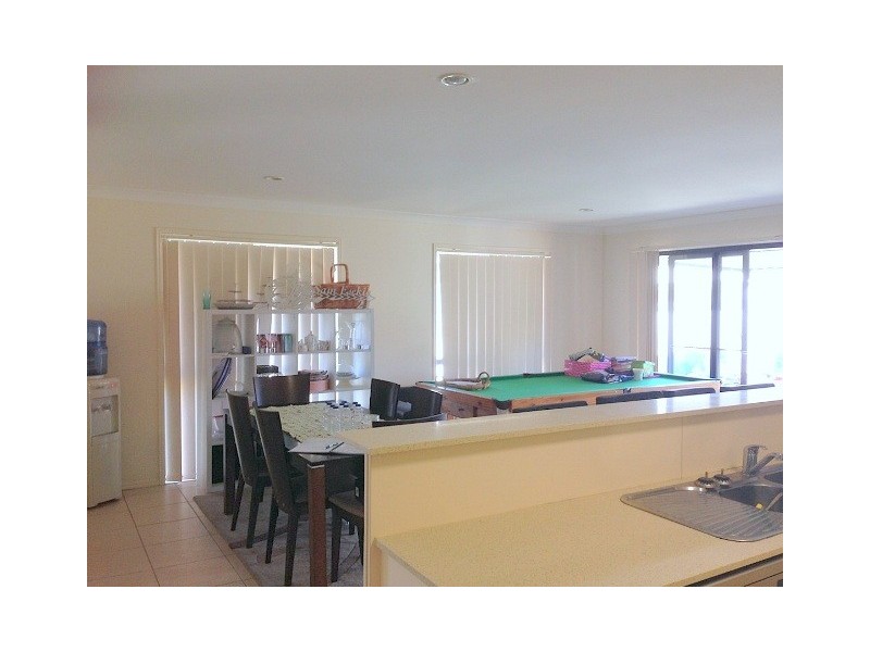 5 Canaipa Court, Rothwell QLD 4022