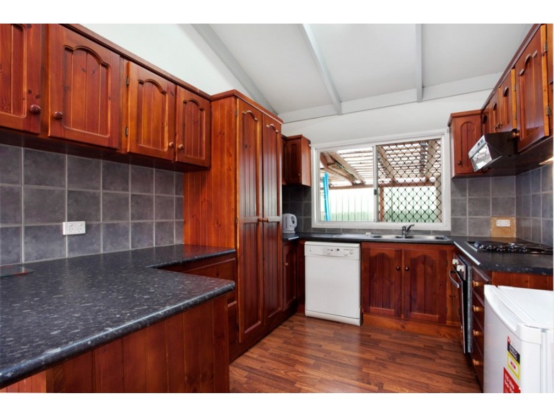 36 Dolphin Street, Deception Bay QLD 4508
