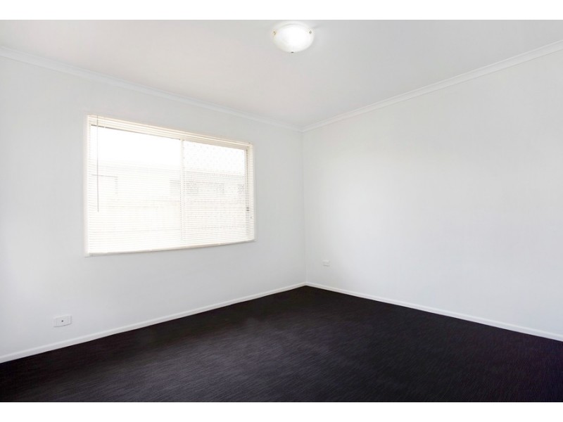 36 Dolphin Street, Deception Bay QLD 4508