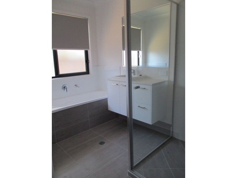 19 Bateman Street, Deception Bay QLD 4508