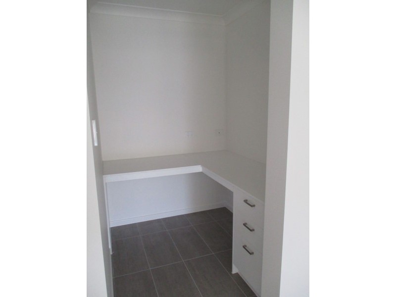 19 Bateman Street, Deception Bay QLD 4508