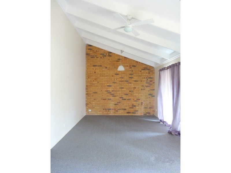 2 Leigh Street, Deception Bay QLD 4508