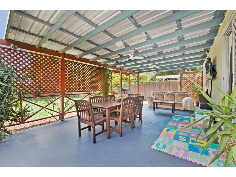 16 Porpoise Parade, Deception Bay QLD 4508