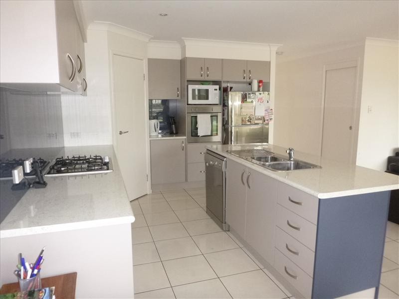 16 Balmoral Place, Deception Bay QLD 4508