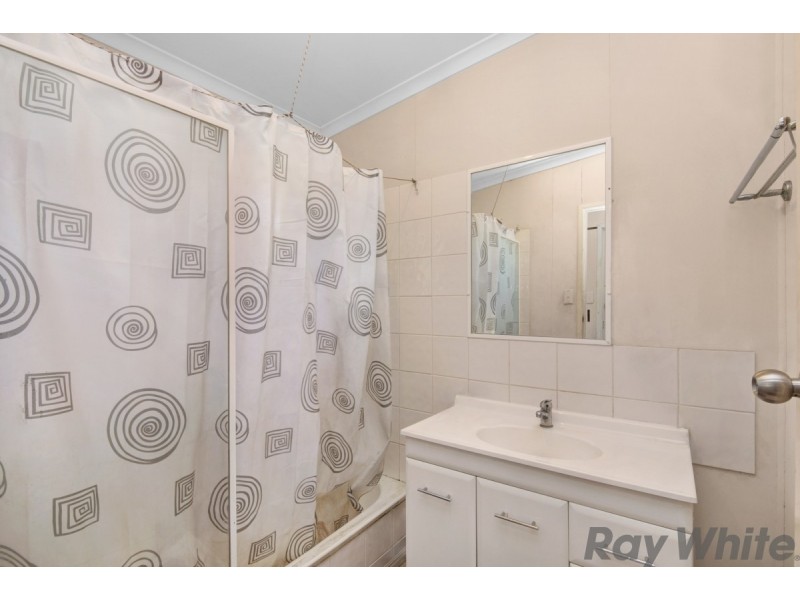 42 Holborn Street, Deception Bay QLD 4508