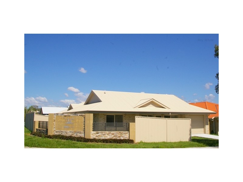 2/1 Lady Bowen Parade, Rothwell QLD 4022