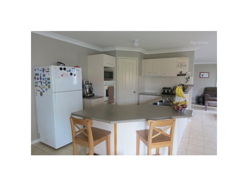 18 Woodland Street, Rothwell QLD 4022