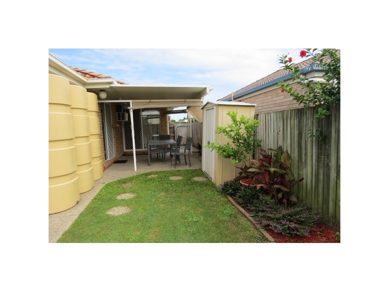 18 Woodland Street, Rothwell QLD 4022