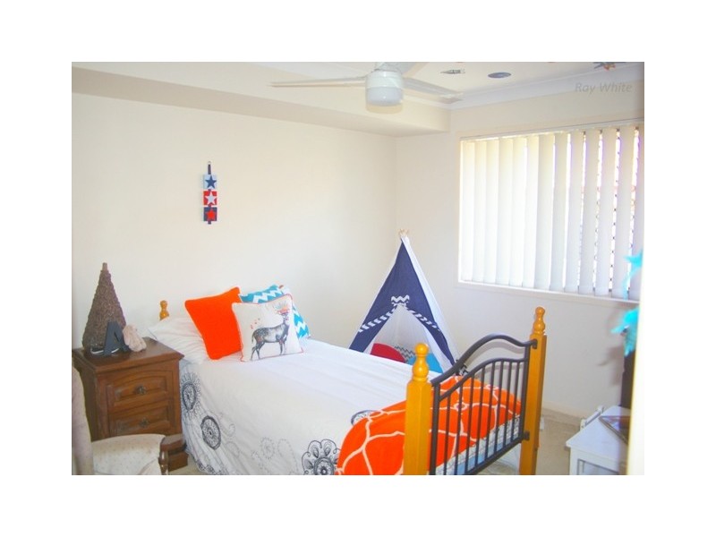 53 Higgs Street, Rothwell QLD 4022