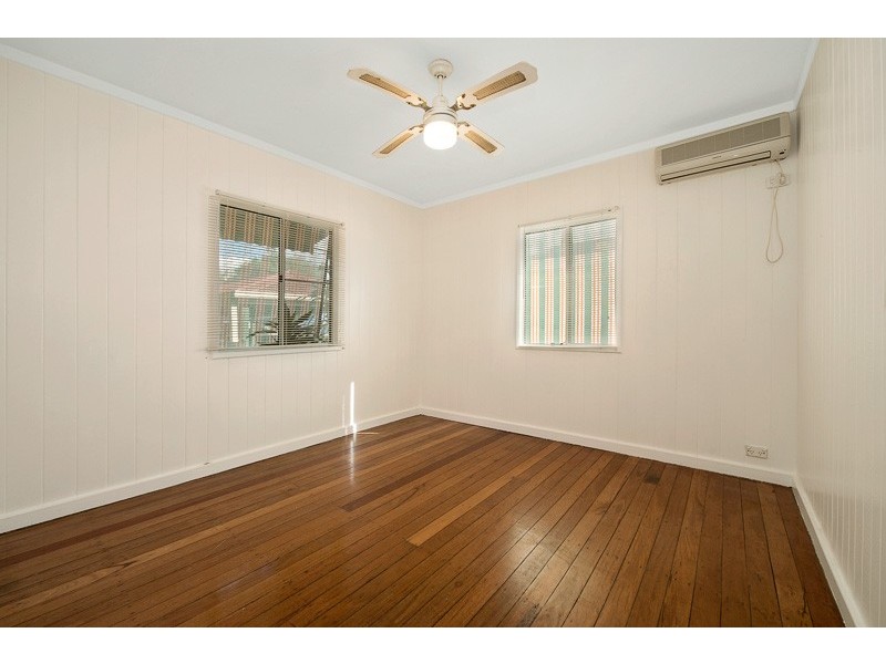 10 Magree Street, Kallangur QLD 4503