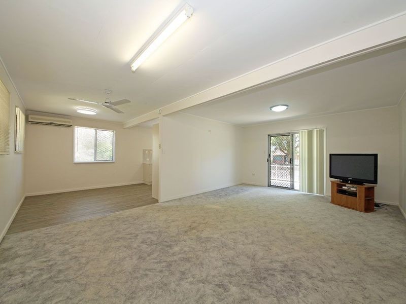 2 Thompson Street, Deception Bay QLD 4508