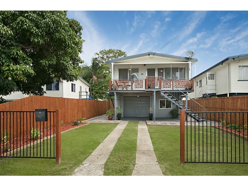 42 Windsor Place, Deception Bay QLD 4508