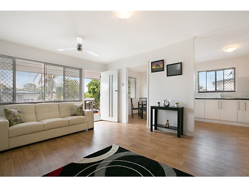 42 Windsor Place, Deception Bay QLD 4508