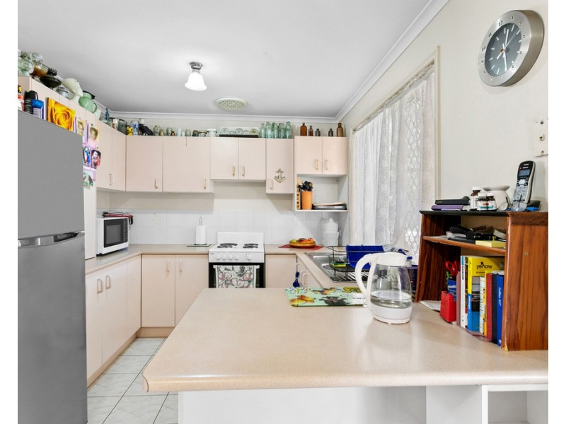 5 Bronwyn Court, Deception Bay QLD 4508