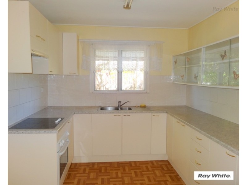 8 Lawnhill Avenue, Deception Bay QLD 4508