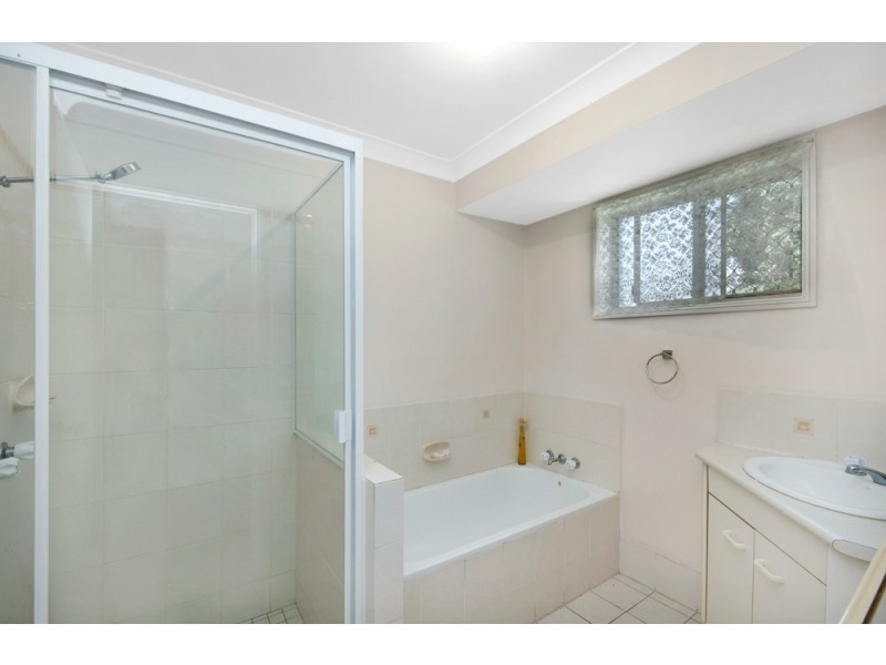 2/94 Morris Road, Rothwell QLD 4022