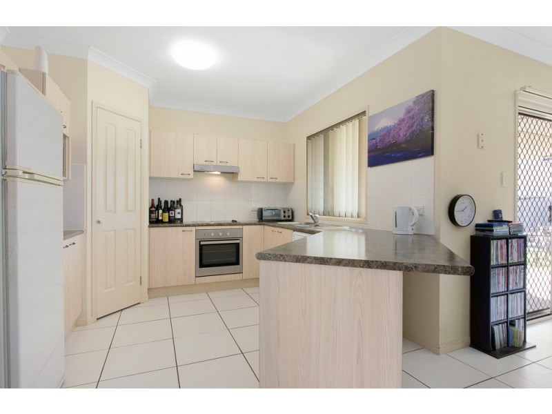 8 Varuna Court, Rothwell QLD 4022