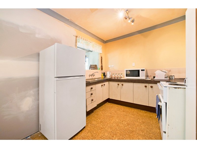 82 Thompson Street, Deception Bay QLD 4508